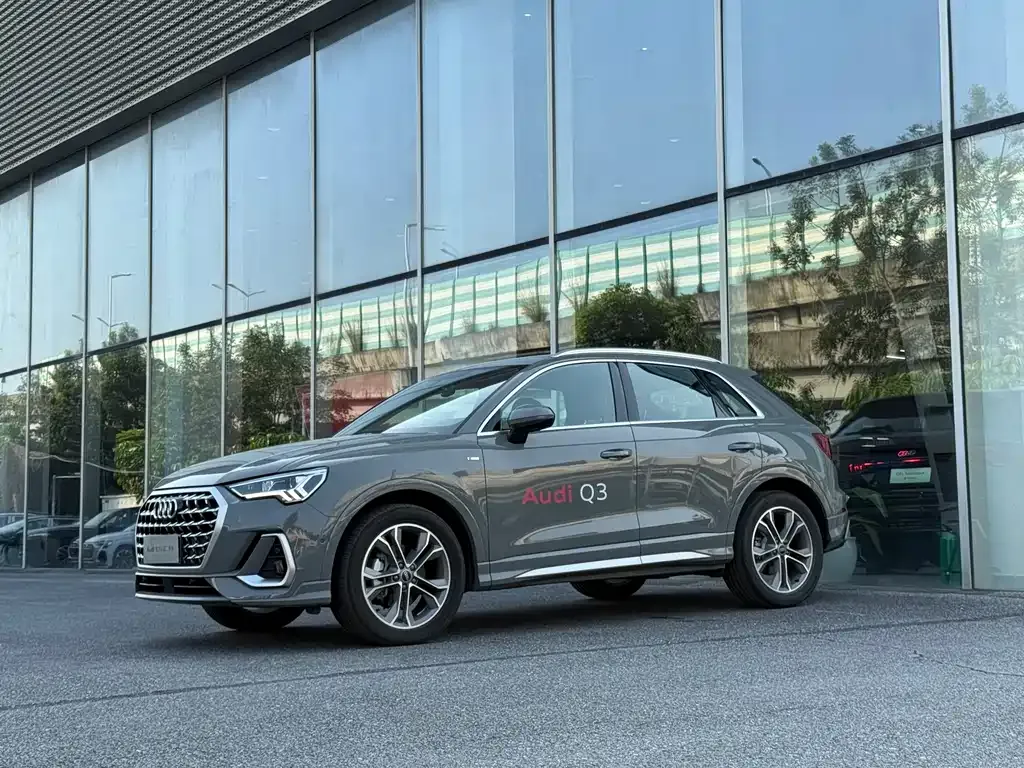 Audi Q3 2024 из CN, фото 1