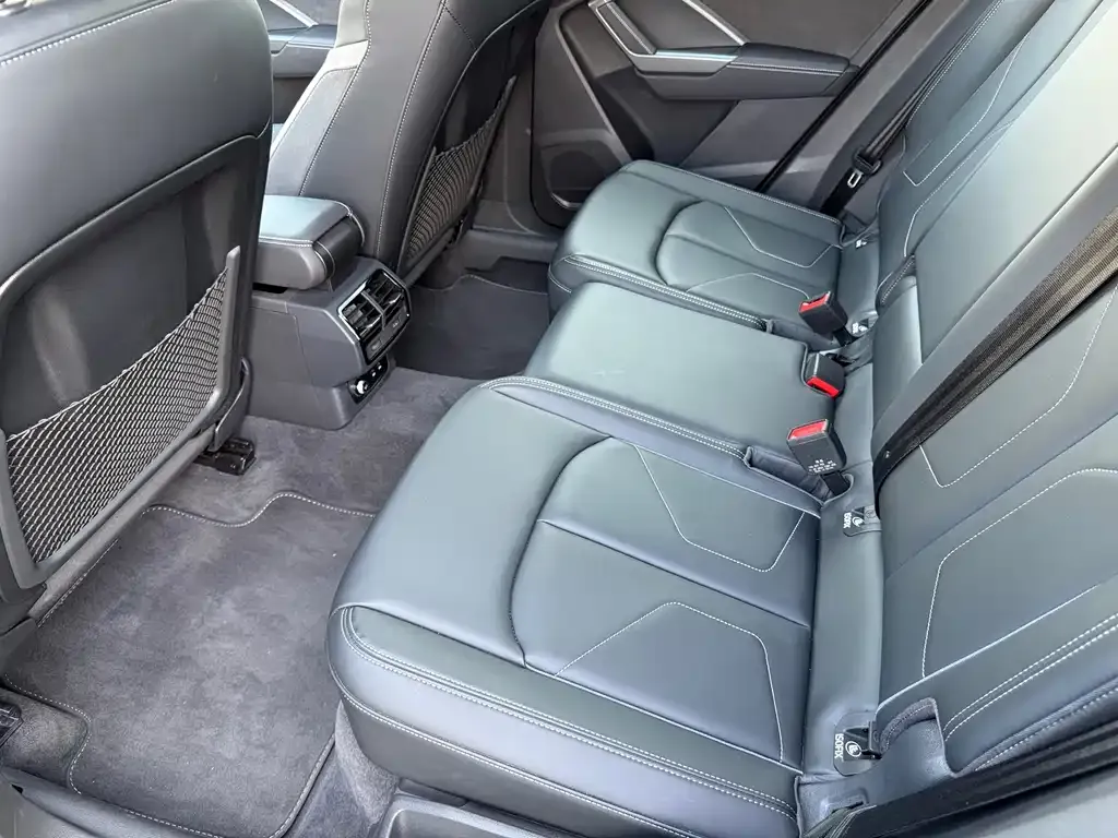 Audi Q3 2024 из CN, фото 10