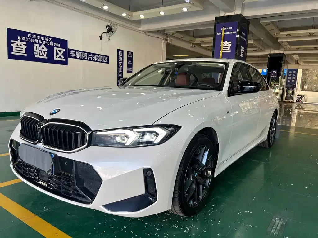 BMW 3 Series 2024 из CN, фото 1