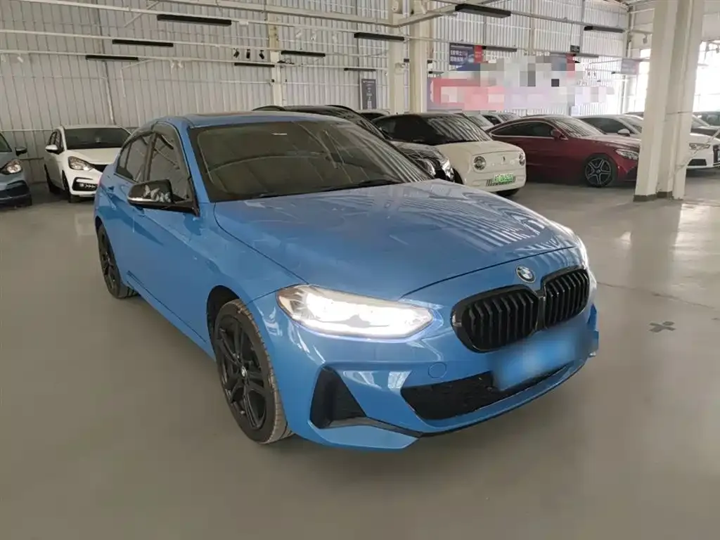 BMW 1 Series 2021 из CN, фото 4
