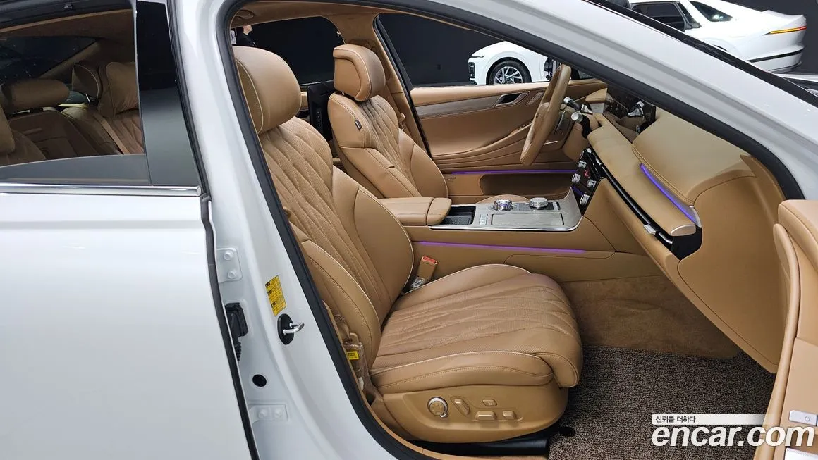 Genesis G80 — фото 10