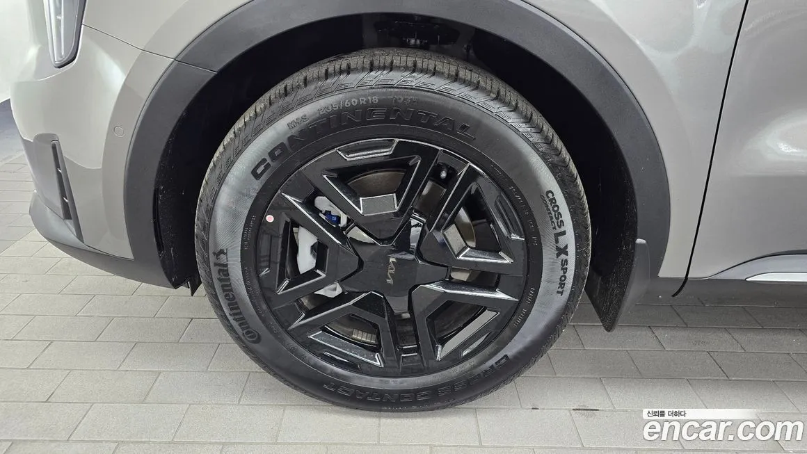 Kia Sorento — фото 5