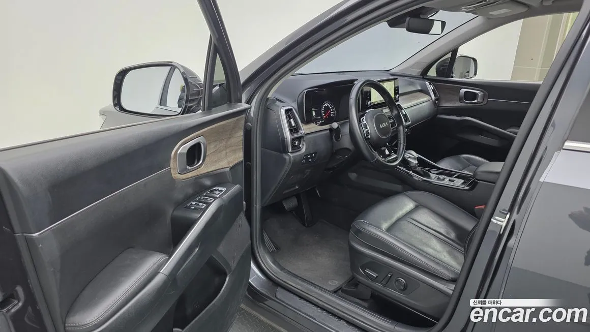 Kia Sorento — фото 10