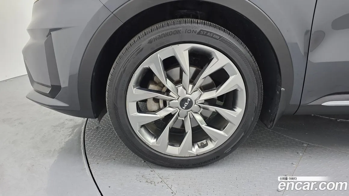 Kia Sorento — фото 5