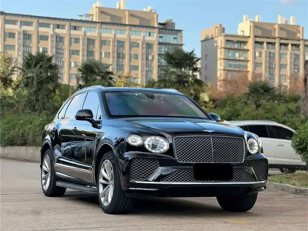 Bentley Bentayga 2022 из CN, фото 3