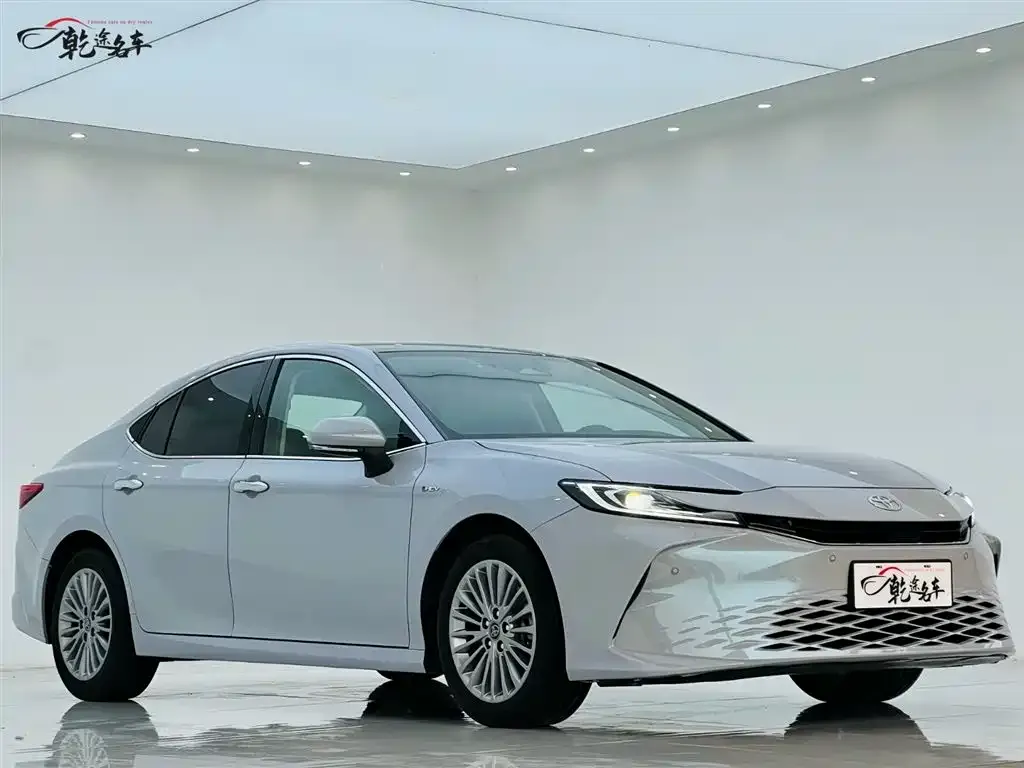 Toyota Camry 2024 из CN, фото 3