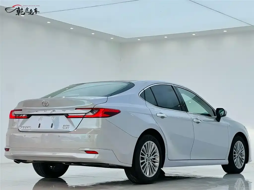 Toyota Camry 2024 из CN, фото 4