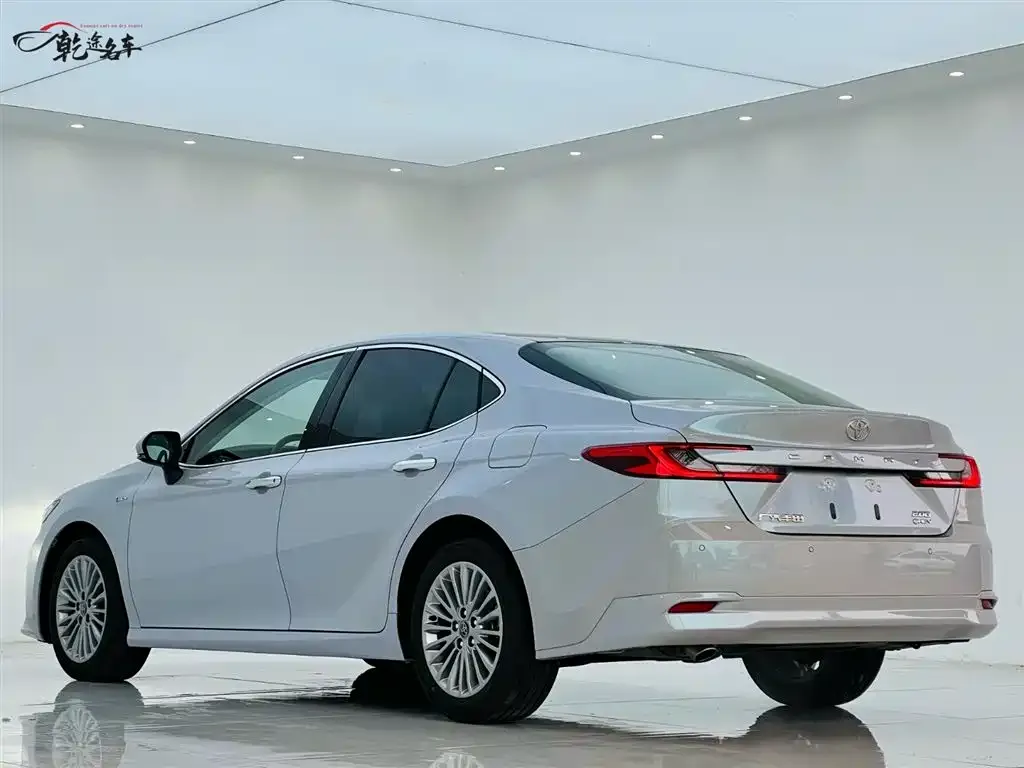 Toyota Camry 2024 из CN, фото 6