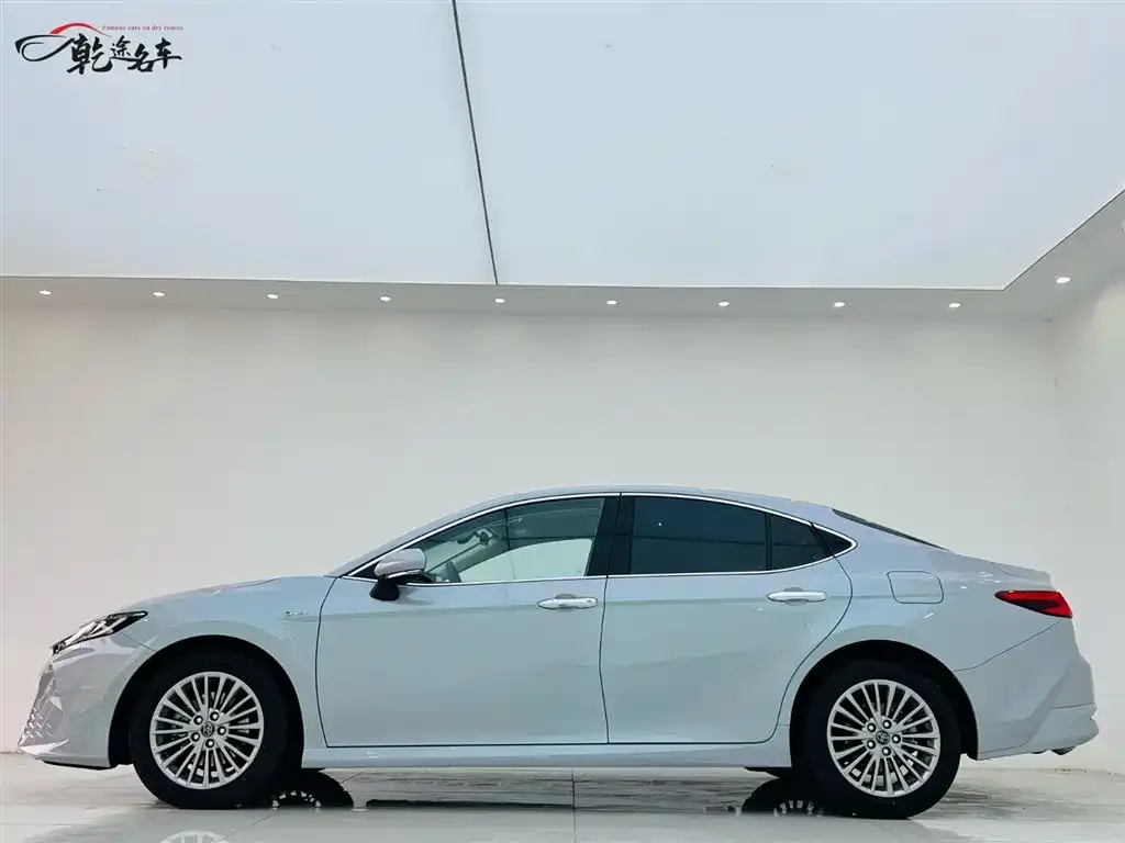 Toyota Camry 2024 из CN, фото 7