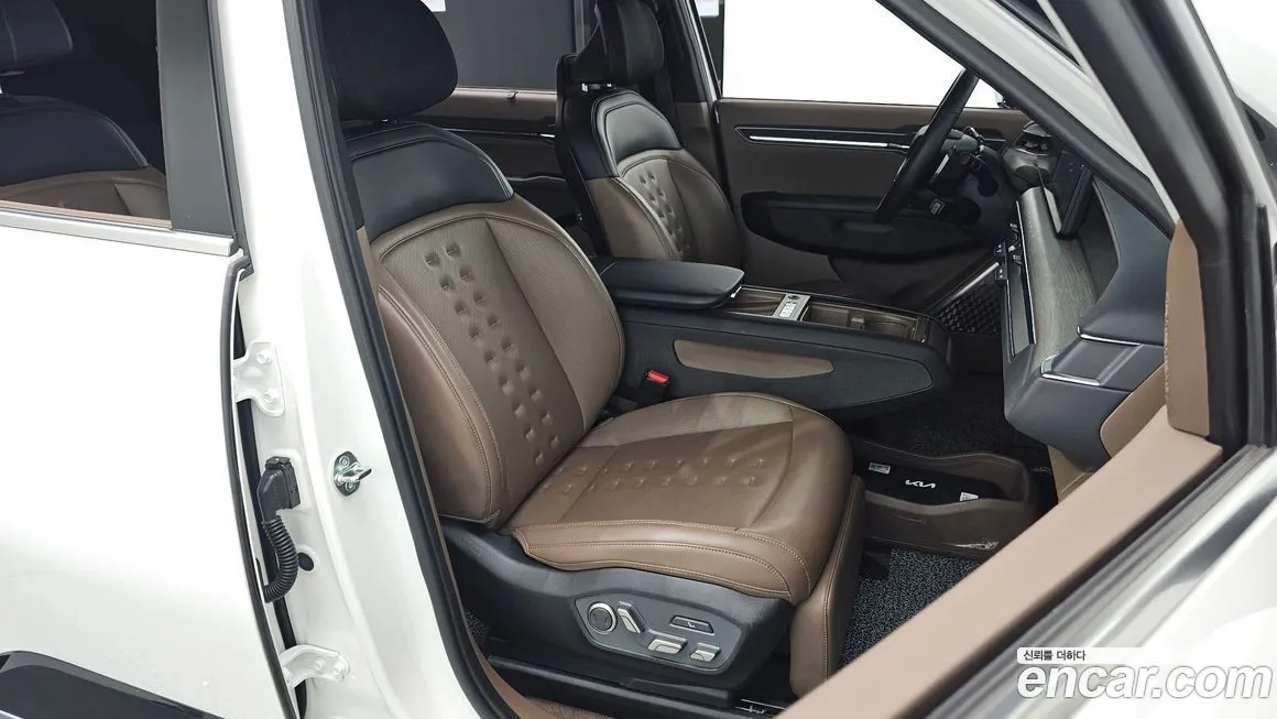Kia EV9 2024 из KR, фото 10