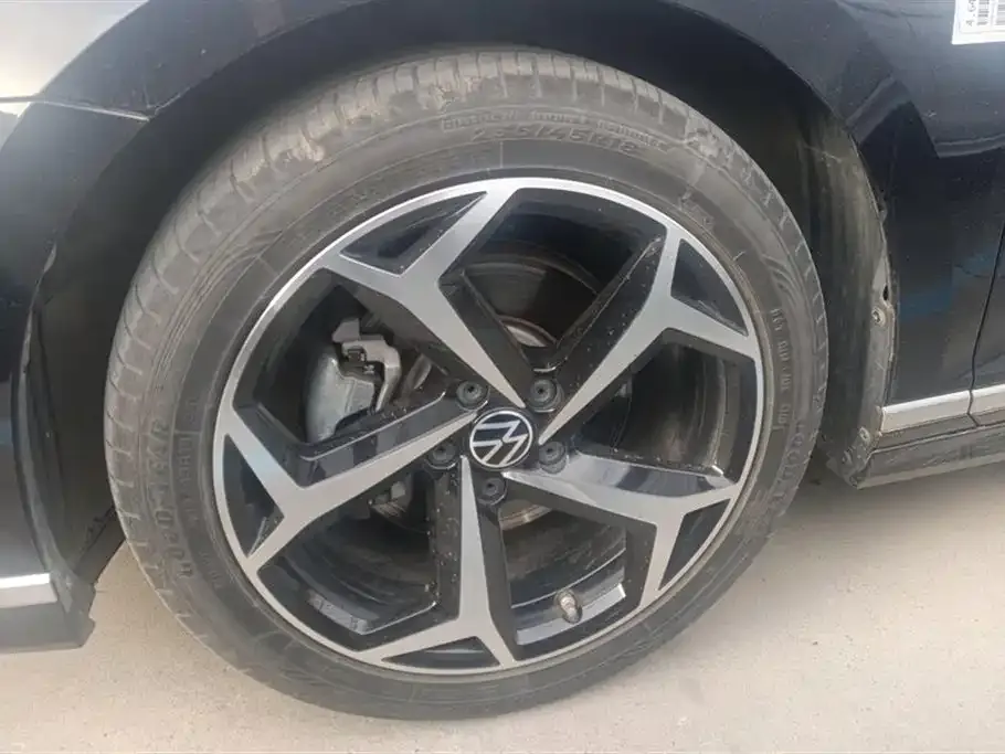 Volkswagen Magotan 2023 из CN, фото 6