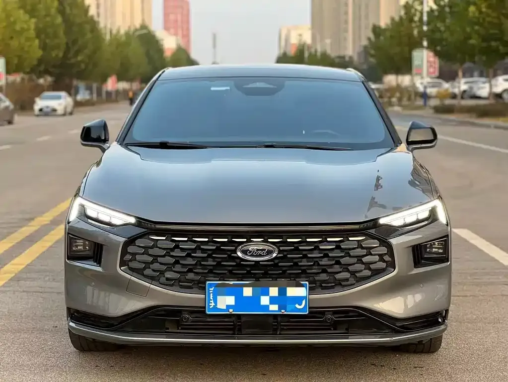 Ford Mondeo 2022 из CN, фото 2