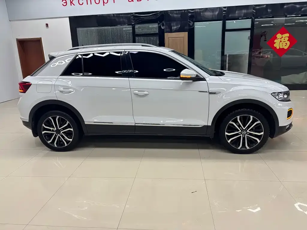 Volkswagen T-Roc 2021 из CN, фото 4
