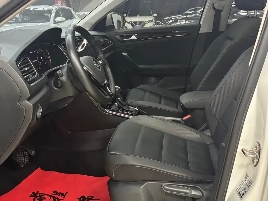 Volkswagen T-Roc 2021 из CN, фото 9