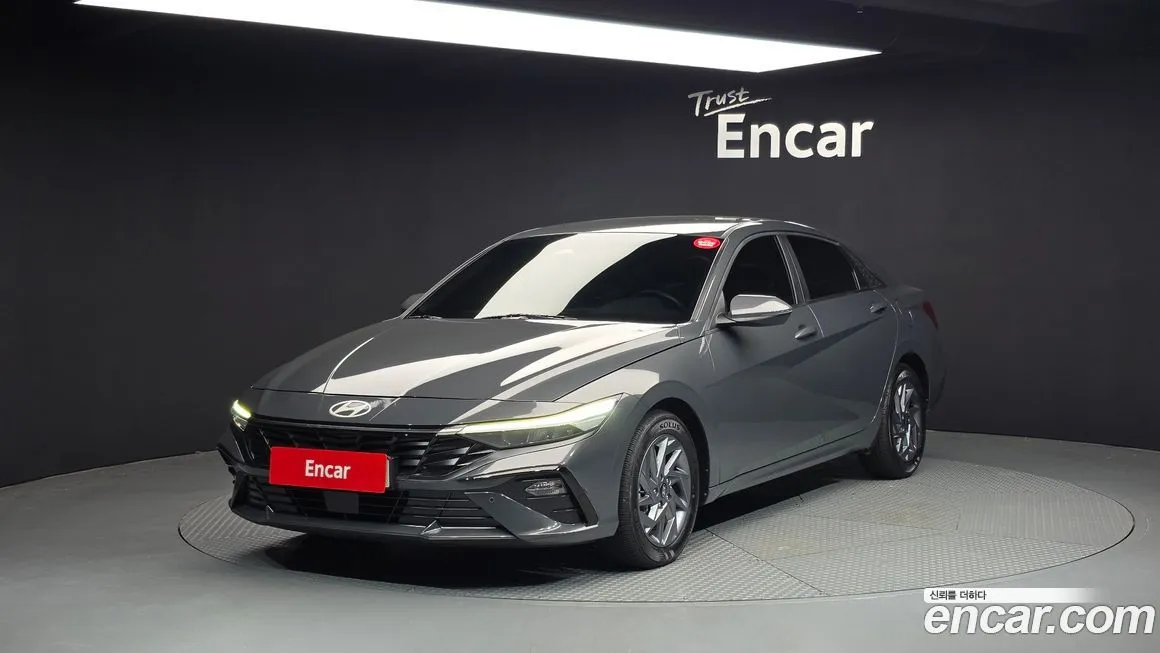 Hyundai AVANTE — фото 1