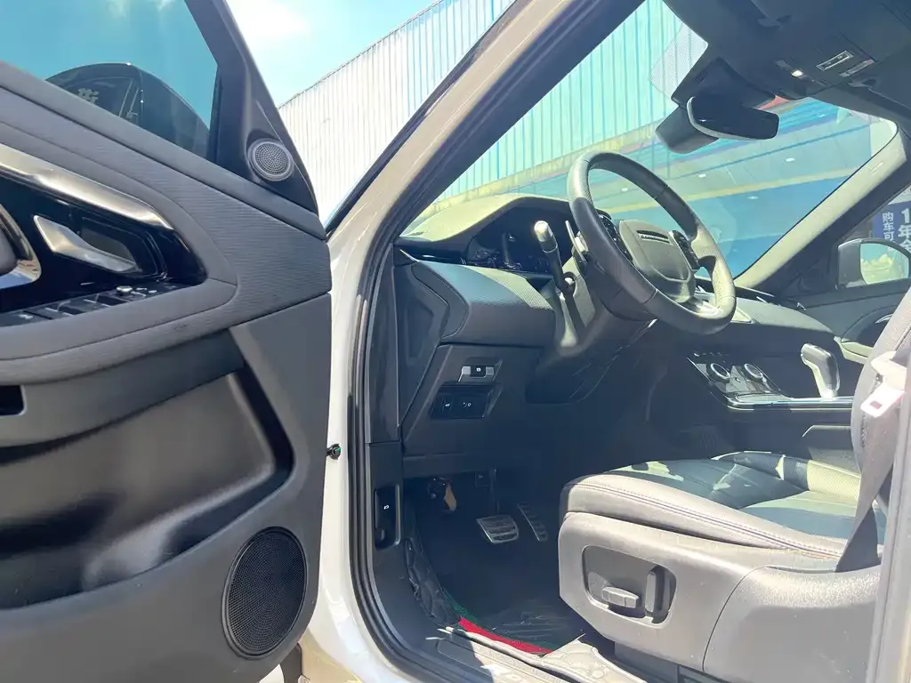 Land Rover Evoque 2021 из CN, фото 10