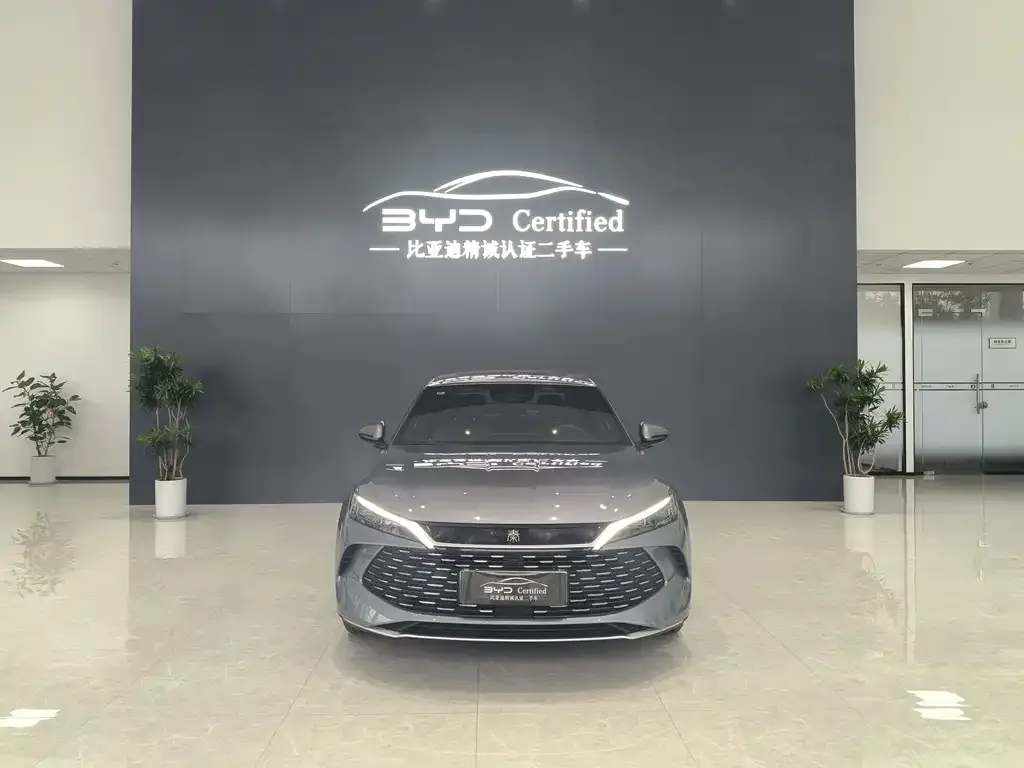 BYD Qin L — фото 10