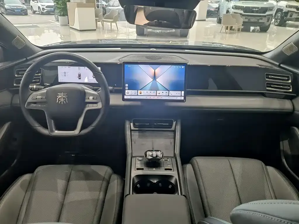 BYD Qin L — фото 7