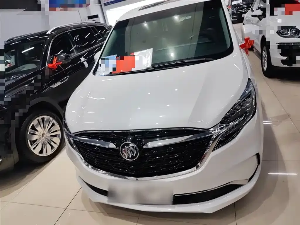 Buick GL8 2022 из CN, фото 3
