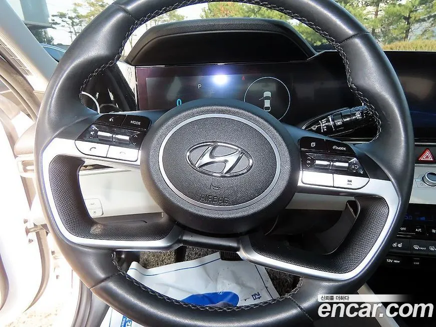 Hyundai AVANTE — фото 8