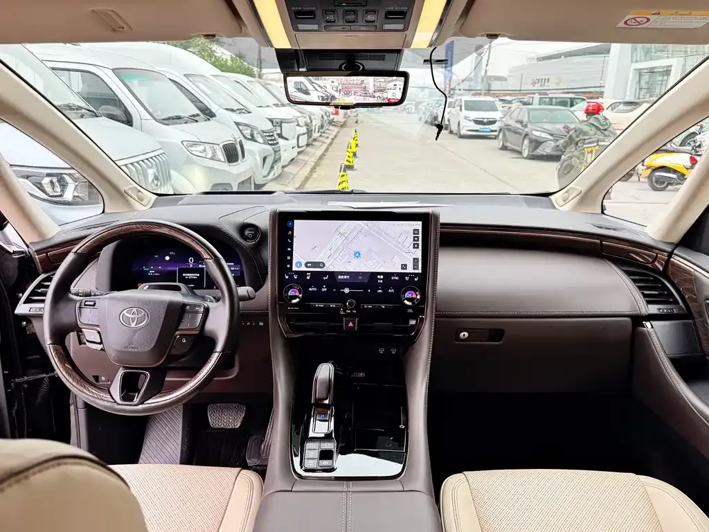 Toyota Alphard 2023 из CN, фото 8