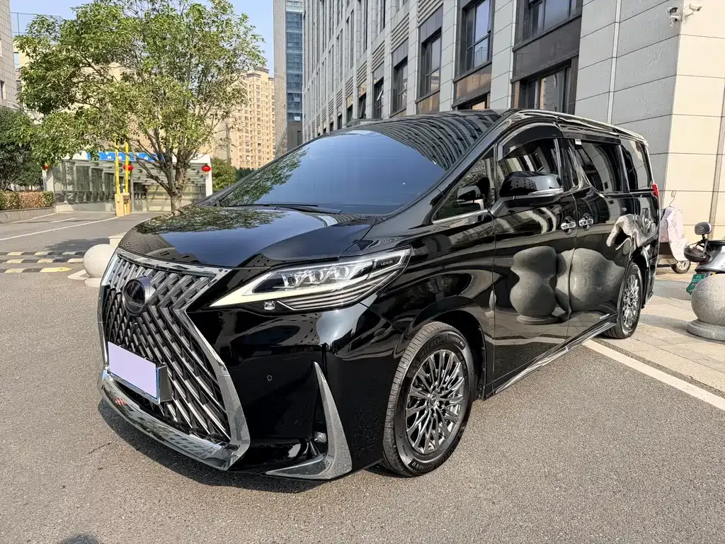 Lexus LM 2022 из CN, фото 1
