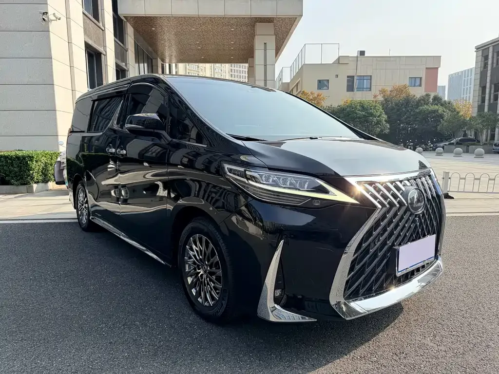 Lexus LM 2022 из CN, фото 3