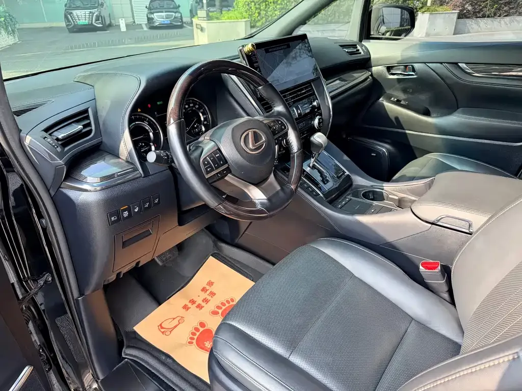 Lexus LM 2022 из CN, фото 9