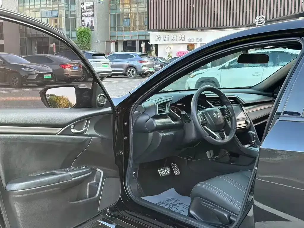 Honda Civic 2021 из CN, фото 4