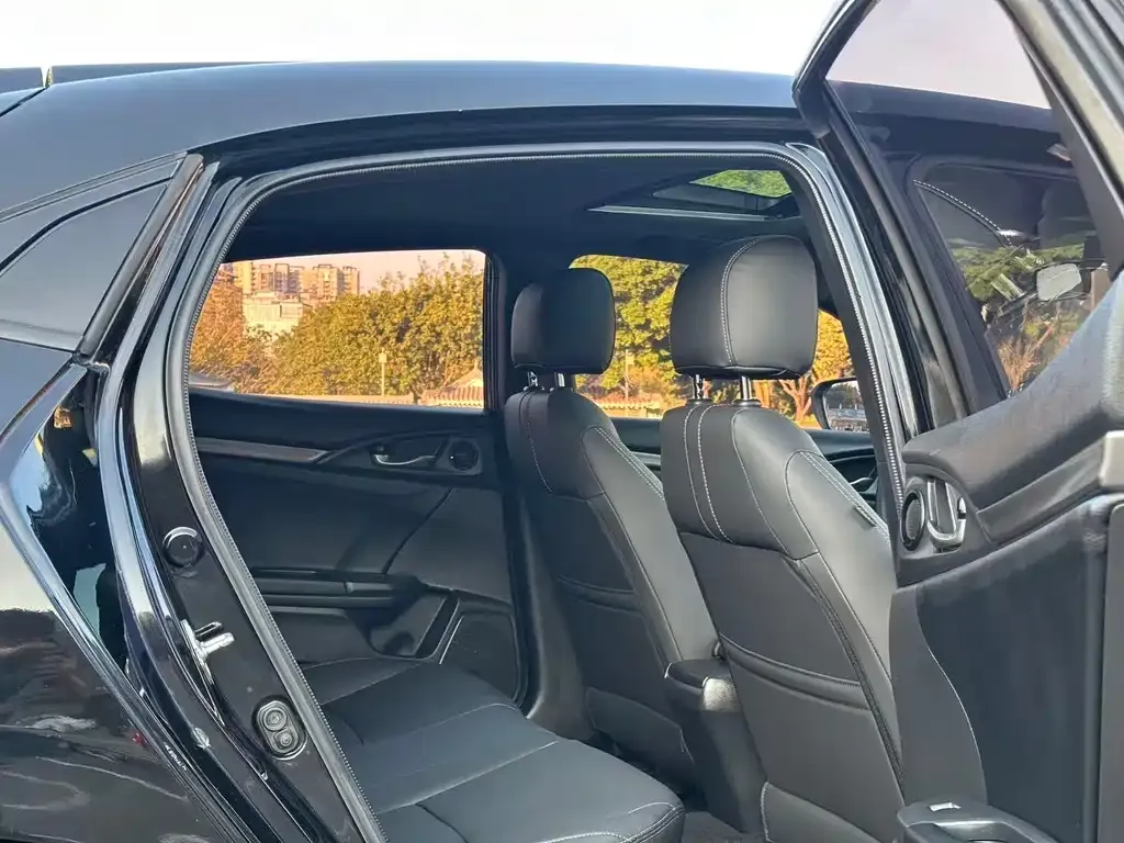 Honda Civic 2021 из CN, фото 8