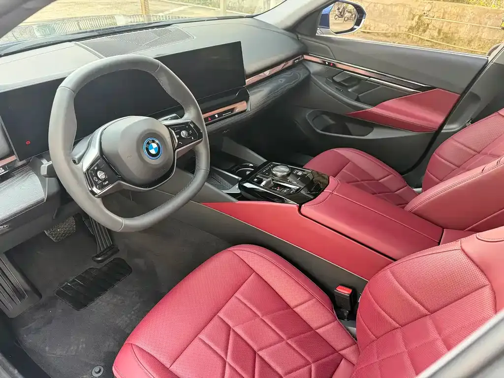 BMW i5 2024 из CN, фото 9