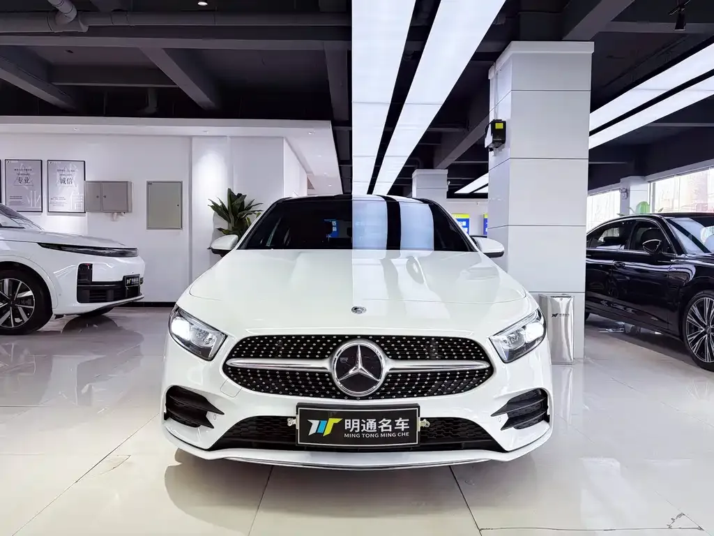 Mercedes-Benz A-Class — фото 1