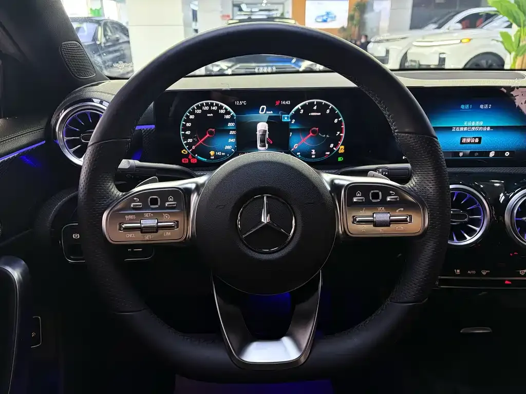 Mercedes-Benz A-Class — фото 10