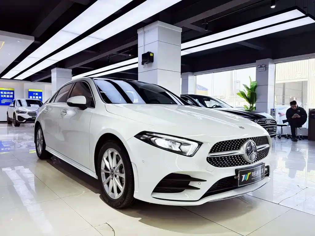 Mercedes-Benz A-Class — фото 2