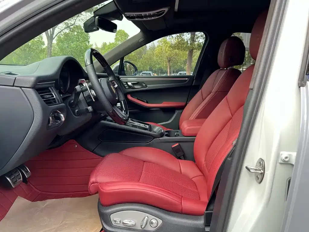 Porsche Macan 2022 из CN, фото 8