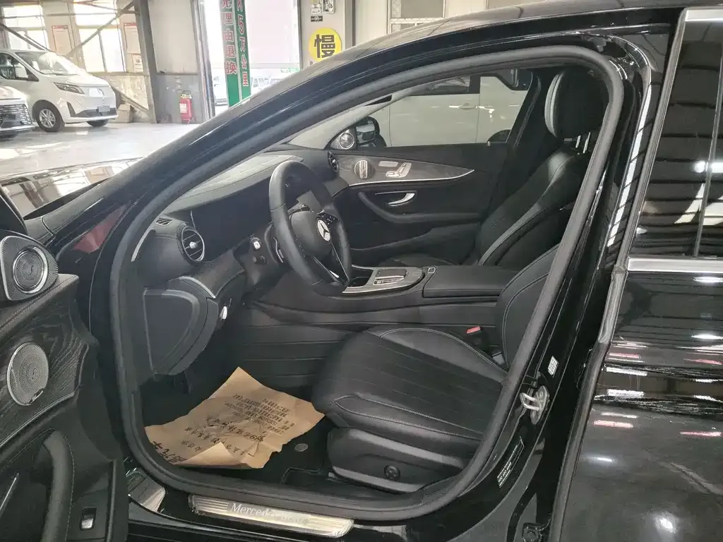 Mercedes-Benz E-Class 2023 из CN, фото 5