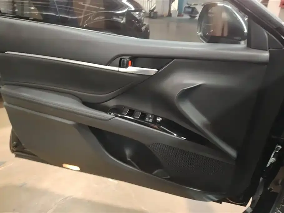 Toyota Camry 2022 из CN, фото 7