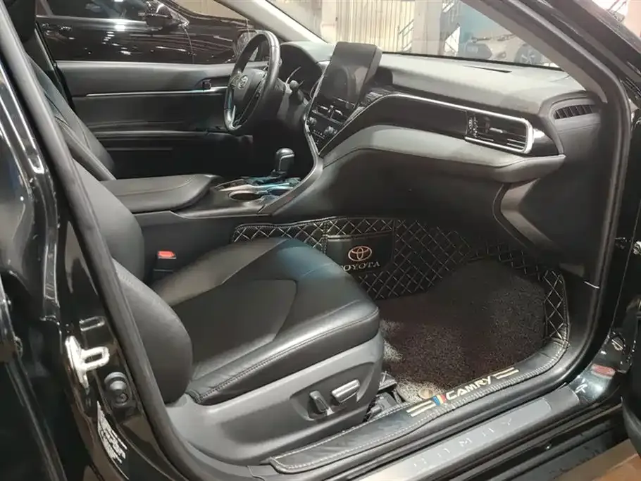 Toyota Camry 2022 из CN, фото 8