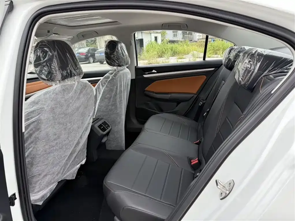 Volkswagen Bora 2025 из CN, фото 10