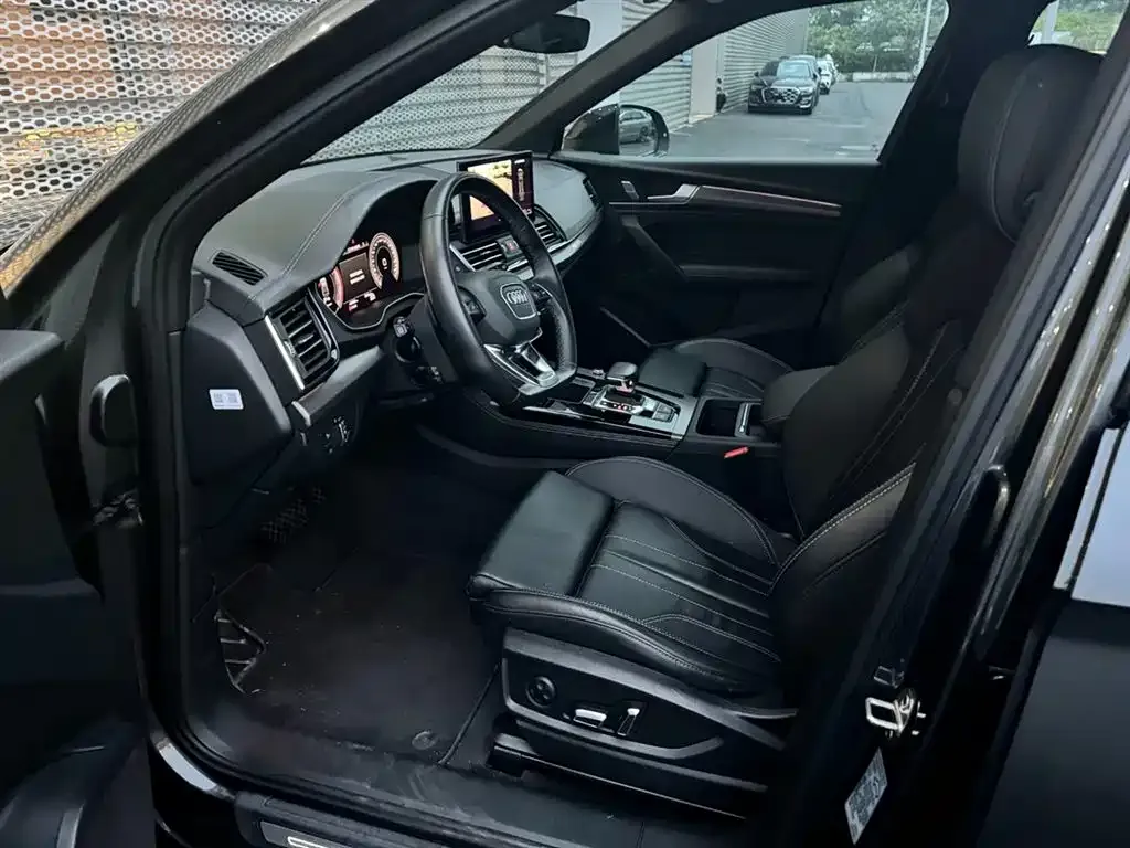 Audi Q5L 2023 из CN, фото 10