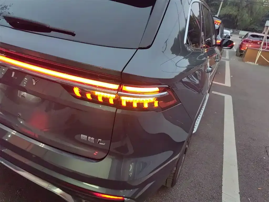 Geely Xingyue L 2024 из CN, фото 8
