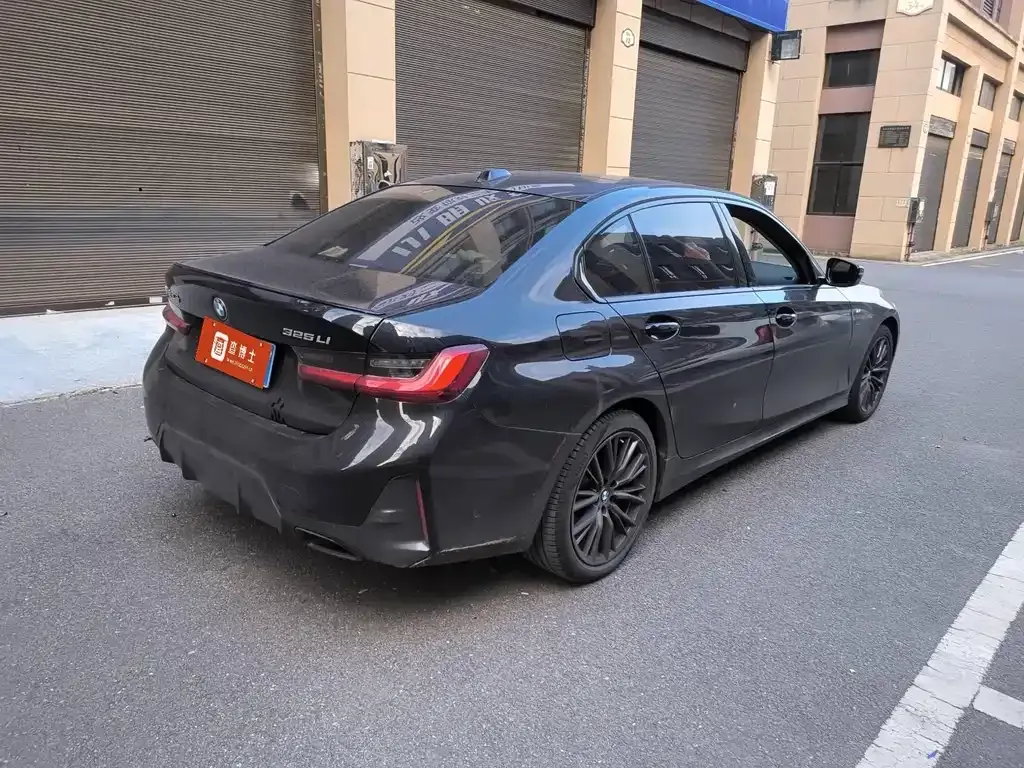 BMW 3 Series 2023 из CN, фото 2