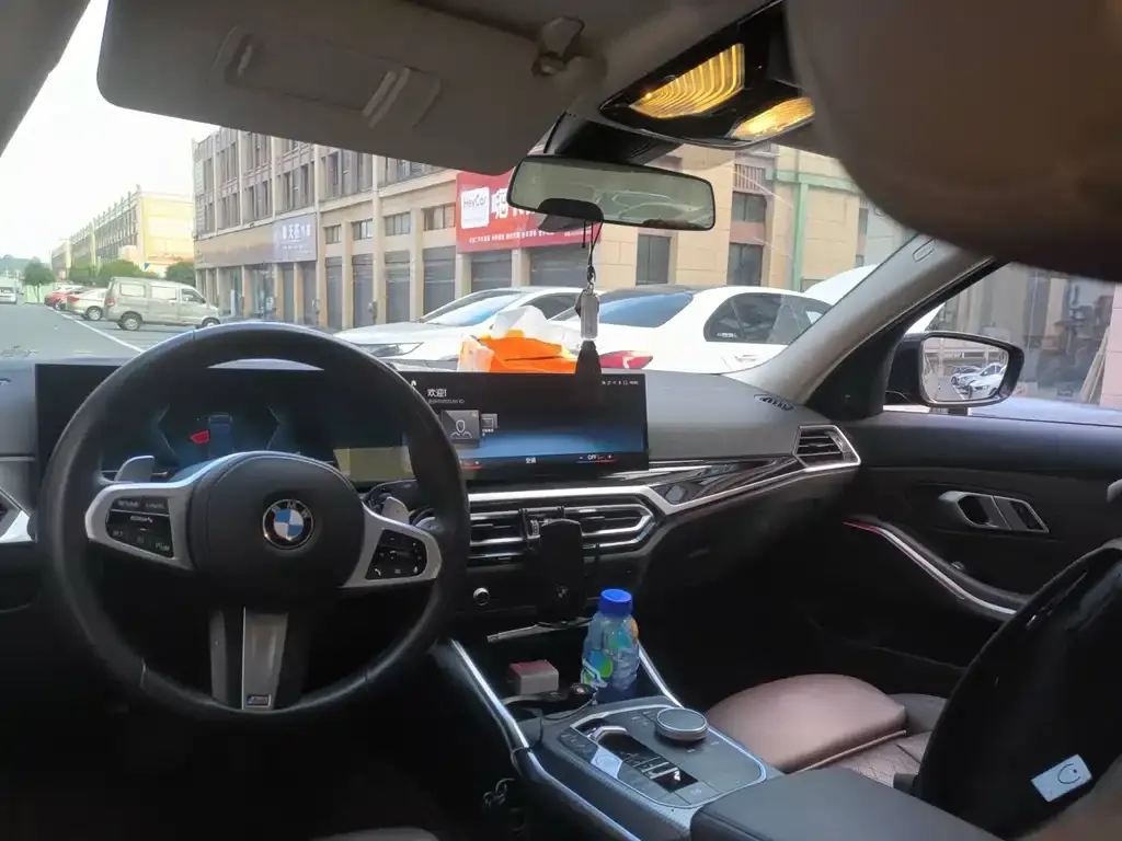 BMW 3 Series 2023 из CN, фото 5