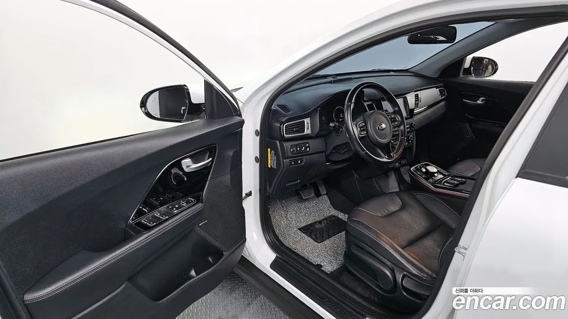 Kia Niro 2021 из KR, фото 10