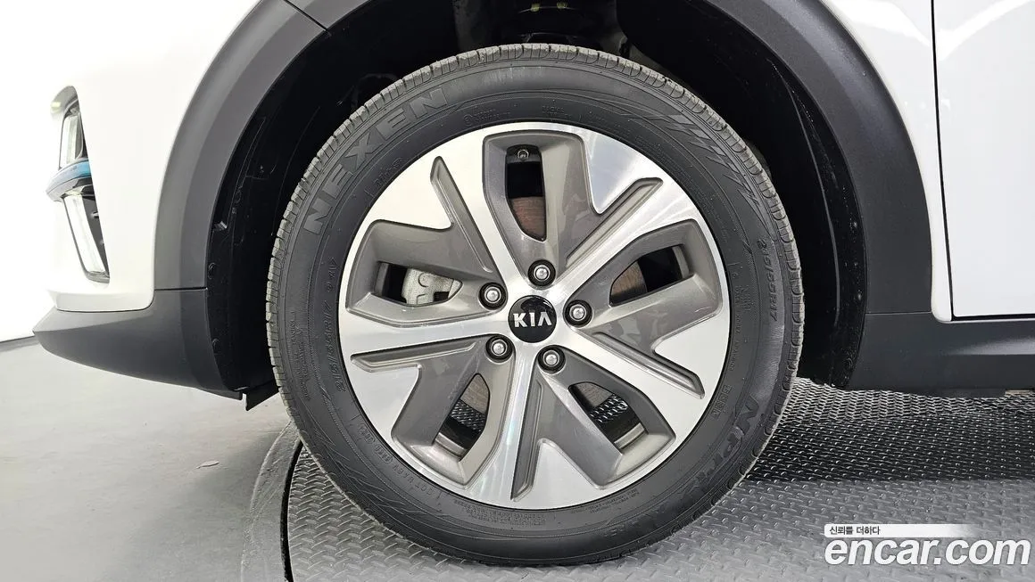 Kia Niro 2021 из KR, фото 5