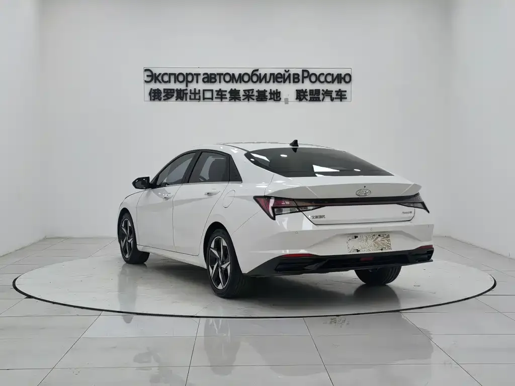 Hyundai Elantra 2022 из CN, фото 4