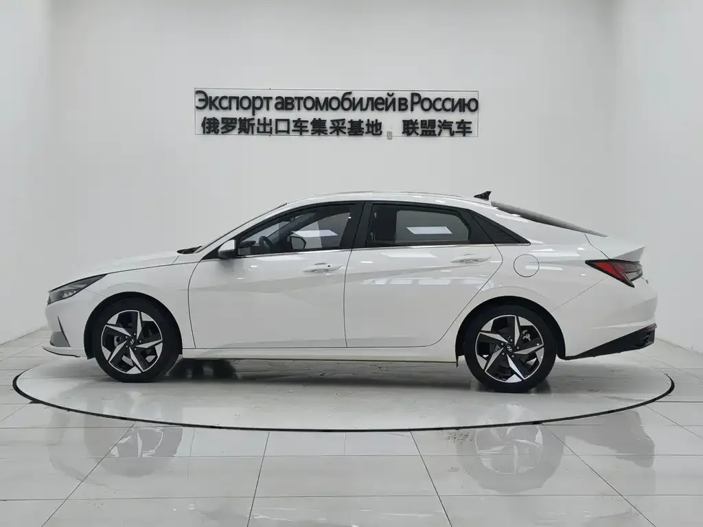 Hyundai Elantra 2022 из CN, фото 6