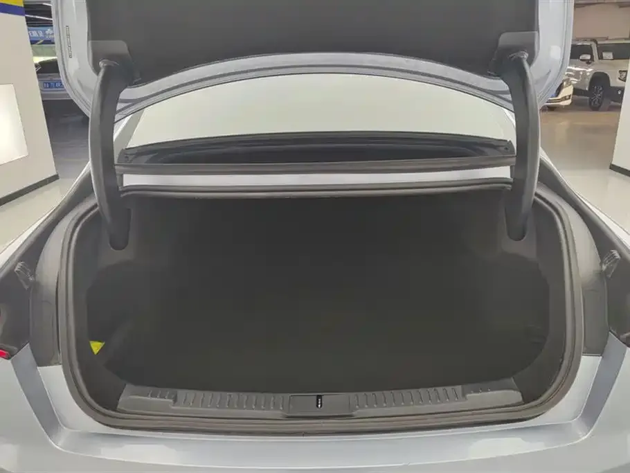 Lincoln Z 2022 из CN, фото 4