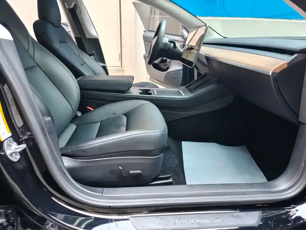 Tesla Model 3 2023 из CN, фото 7