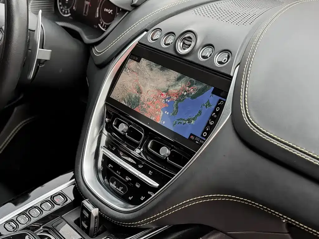Aston Martin DBX 2022 из CN, фото 9